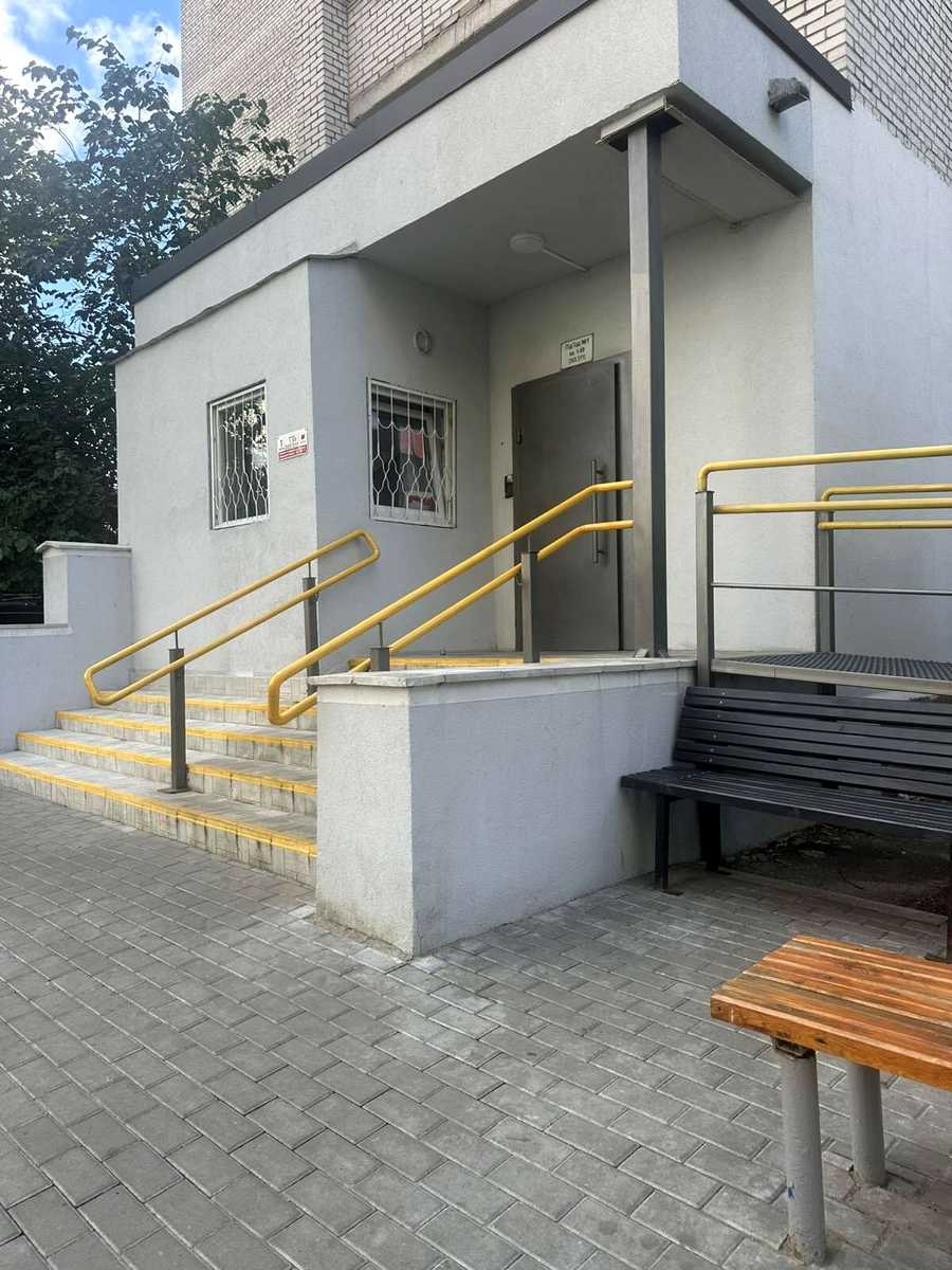 1877386776890669