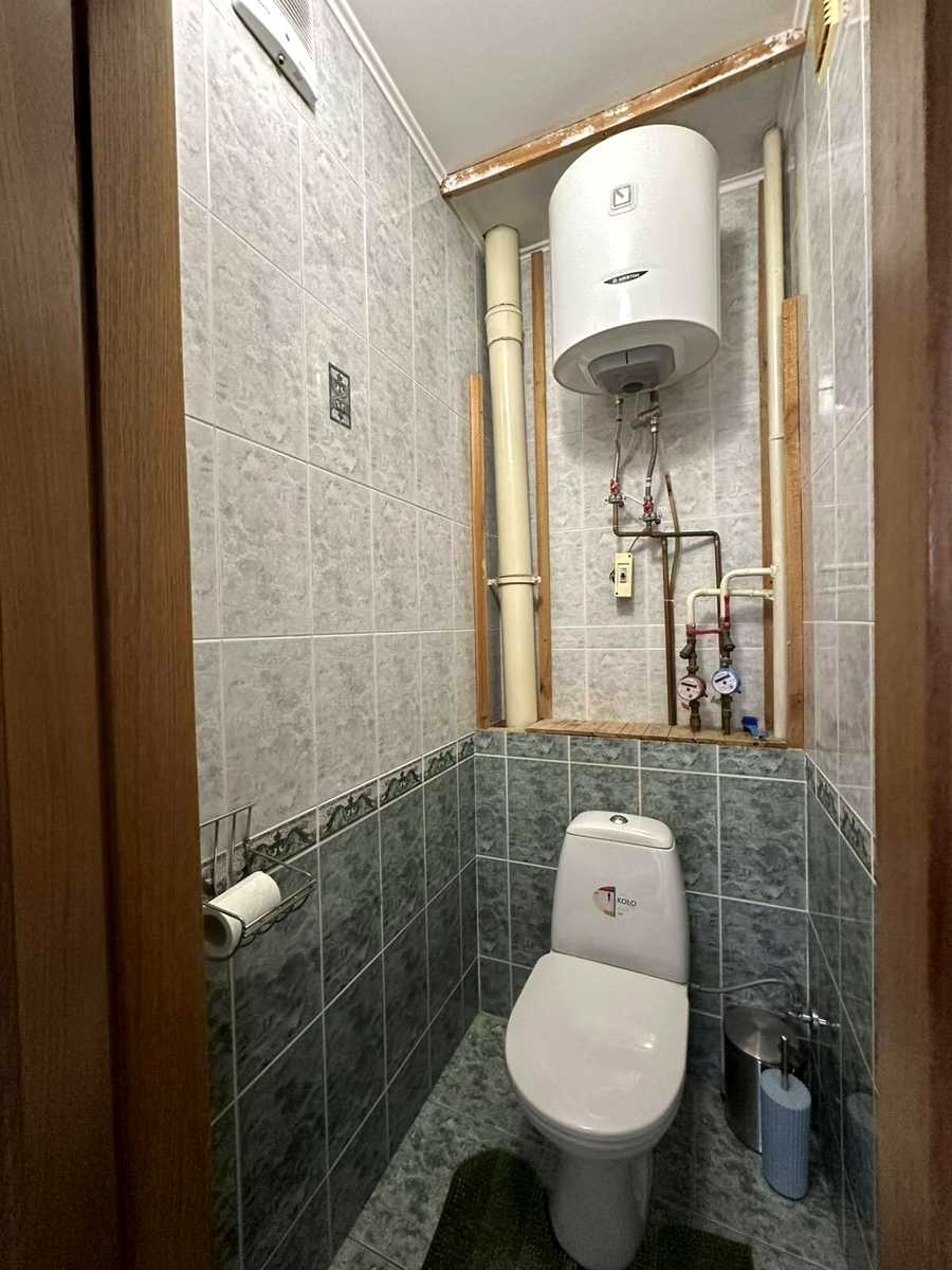 1877386777568967