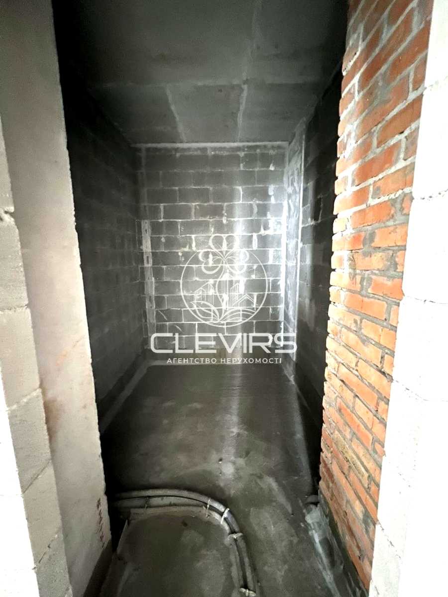 1877387547106225