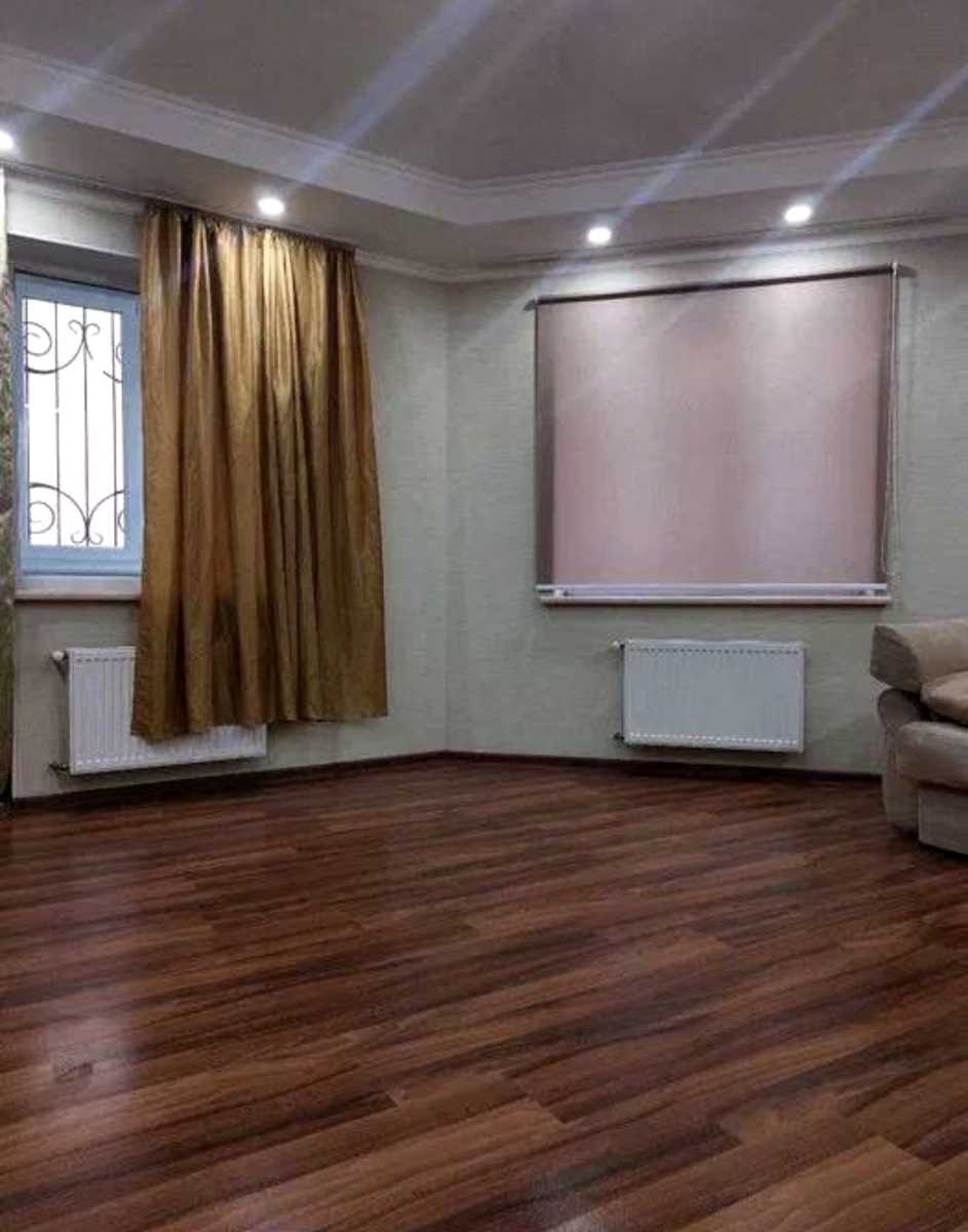 1877388684818566