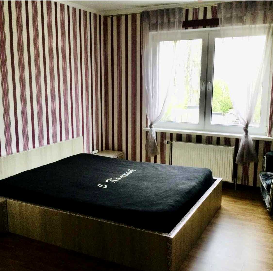 1877396649541669