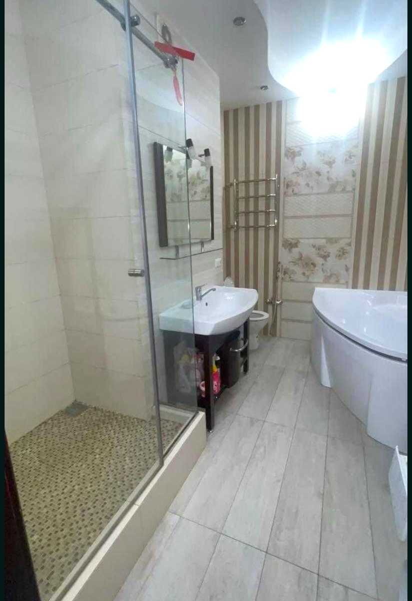 1877398757121961