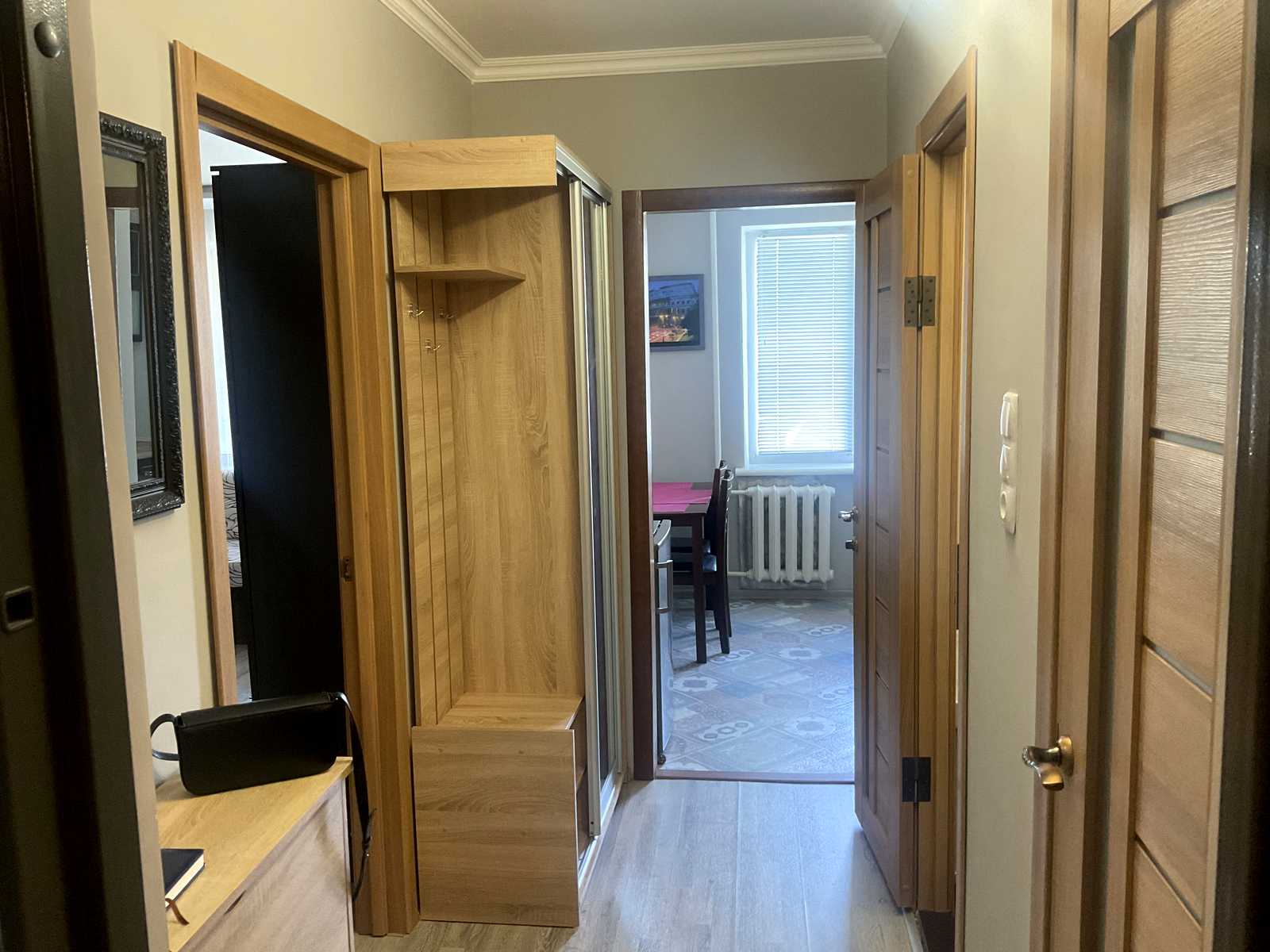 1877400002436008