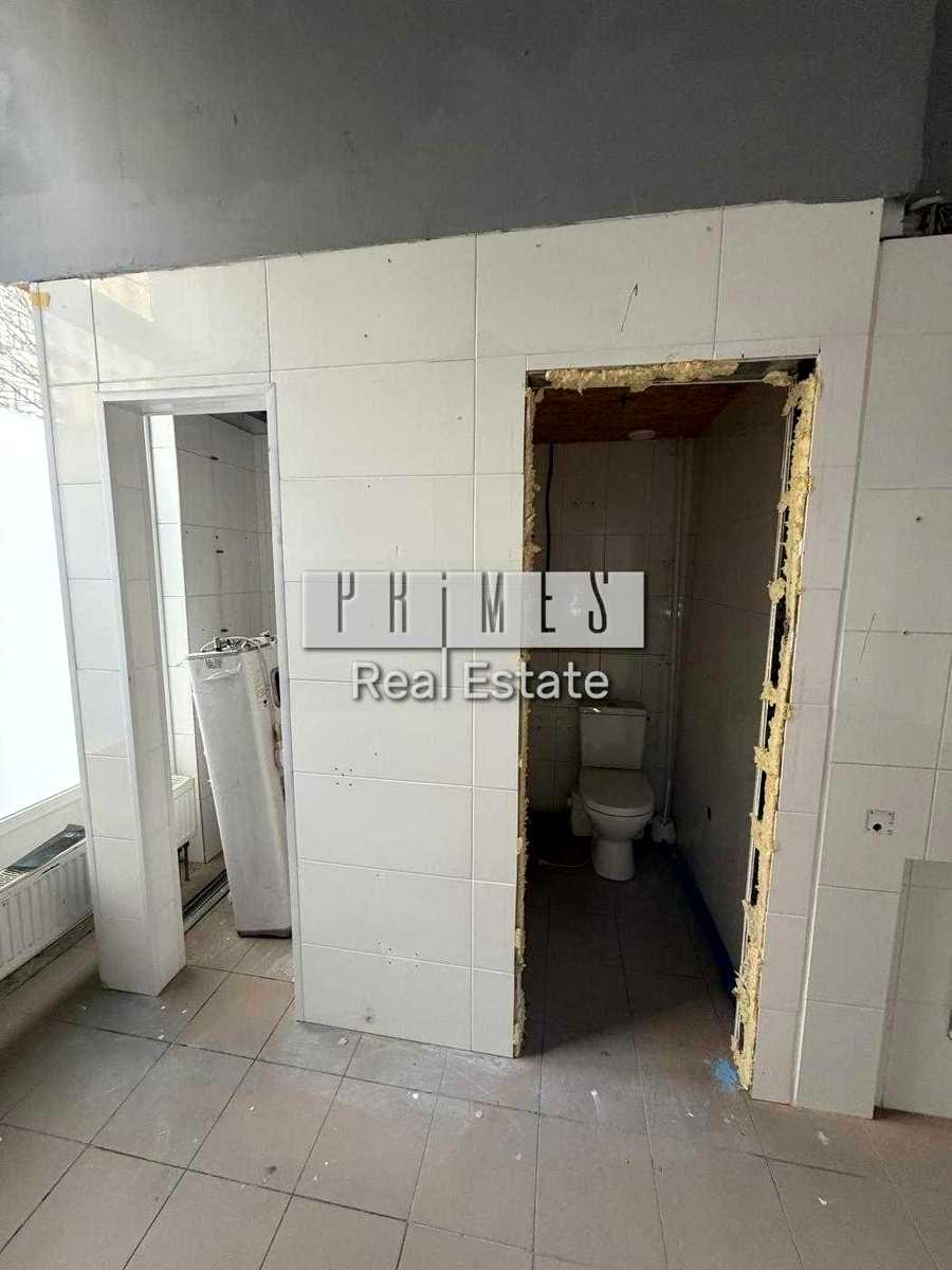 1877403752952395