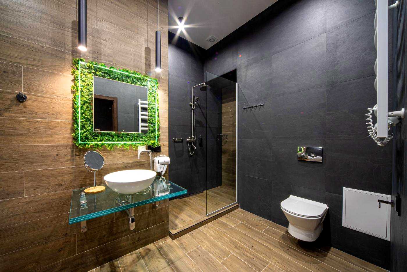 1877403991102478