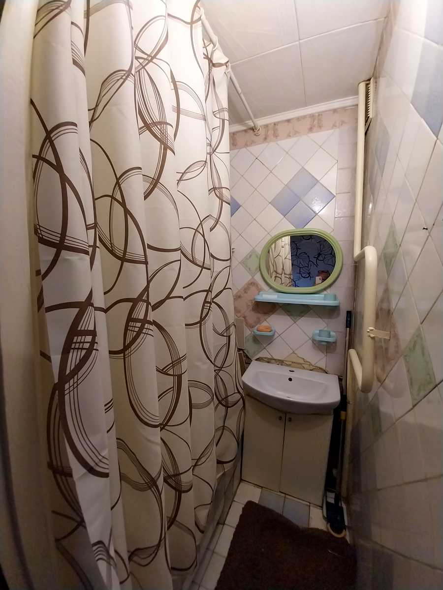 1877404124337121
