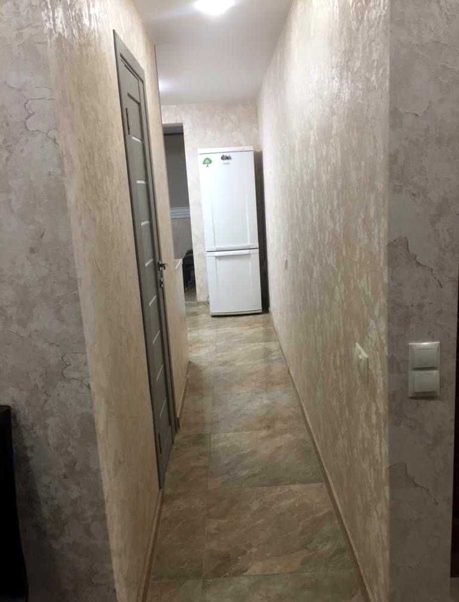 1877406549285222