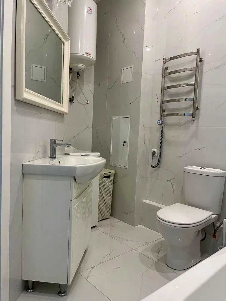 1877407231197316