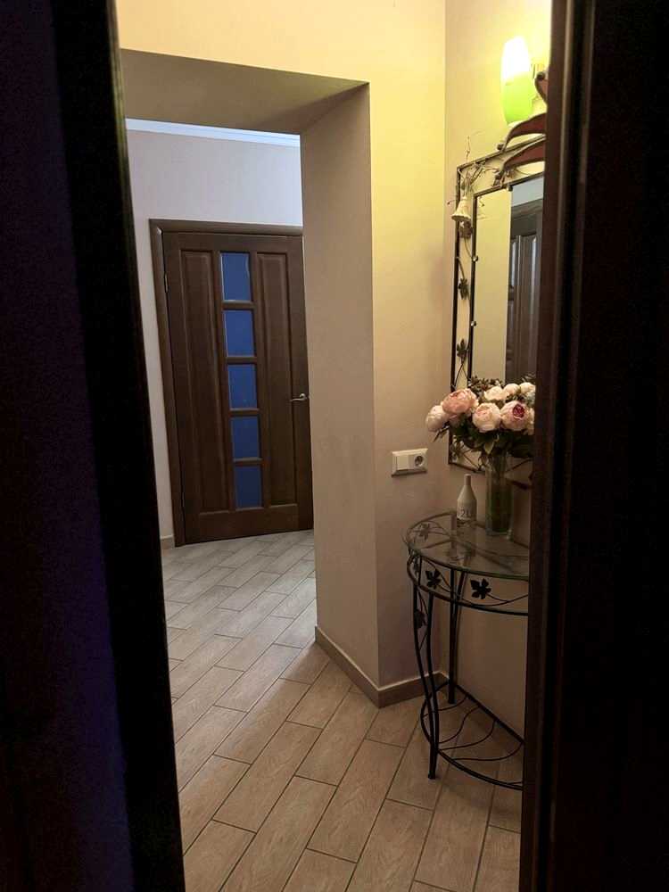 1877411689347583