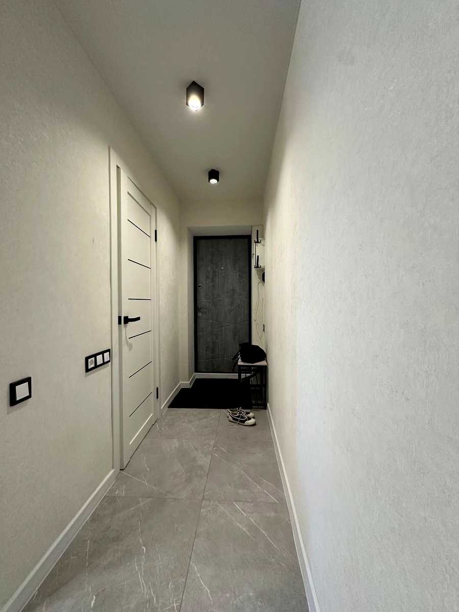 1877412103336678
