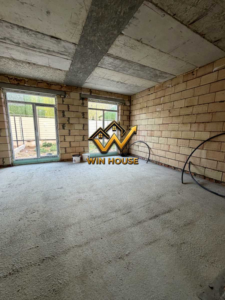 1877418015481732
