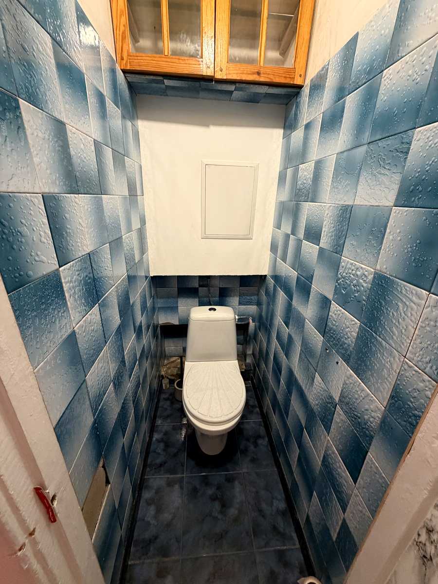 1877428585837789