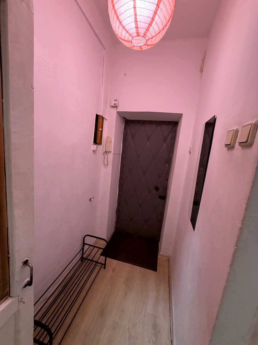 1877428616299576