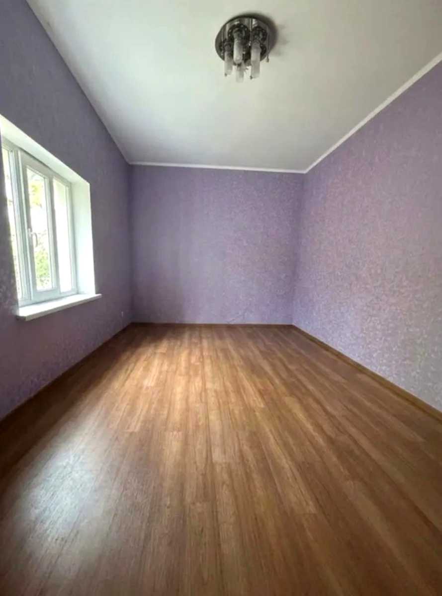 1877429545908529