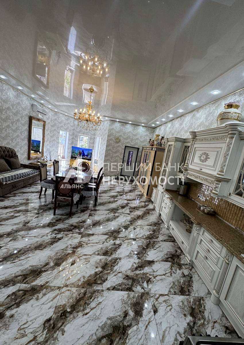 Дом по адресу ул. Королева ак. (площадь 250 м²) Дом по адресу ул. Королева ак. (площадь 250 м²) - Atlanta.ua