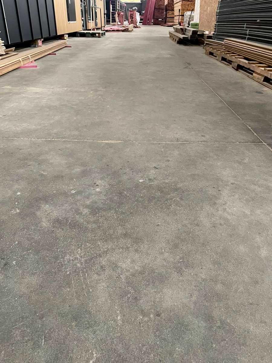 1877433550978897