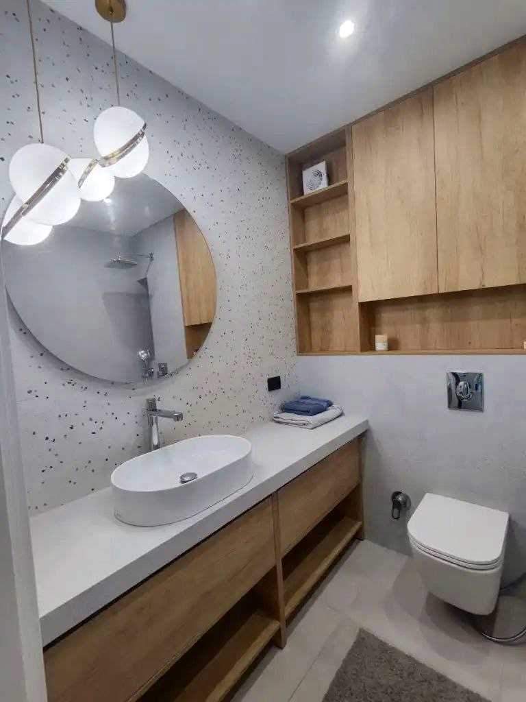 1877435203436128