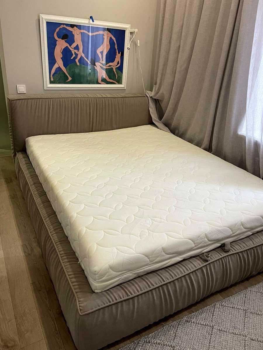 1877459122001987