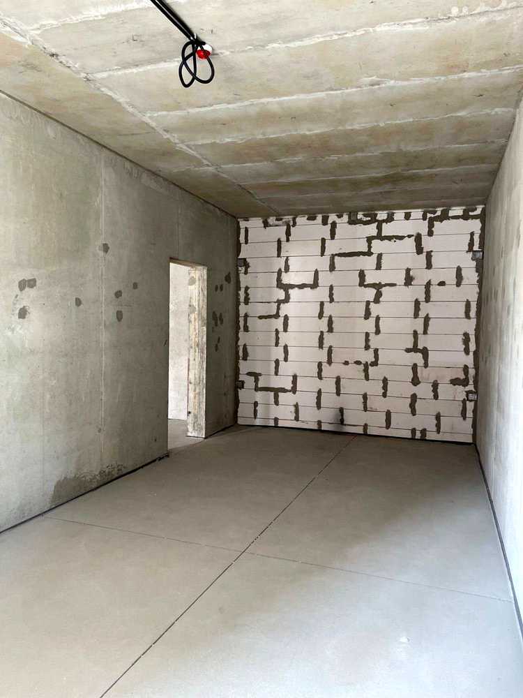 1877465745595855