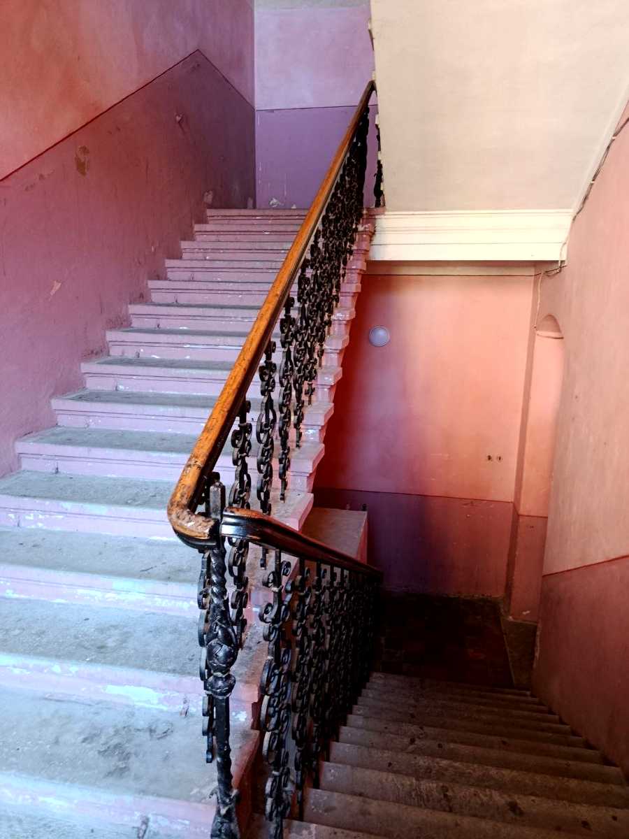 1877467483325437