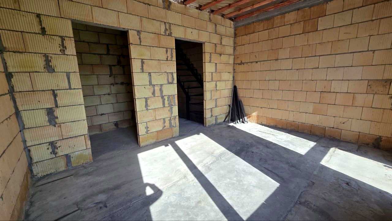 1877470457780682