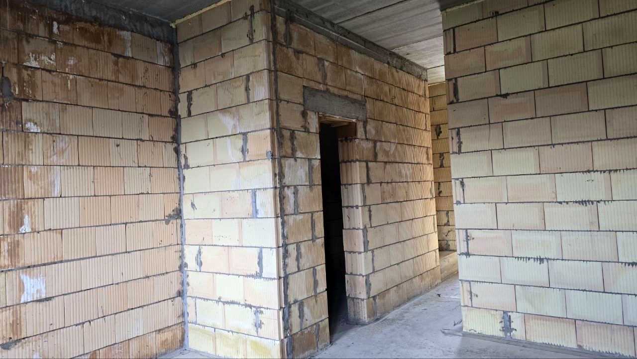 1877470458692058