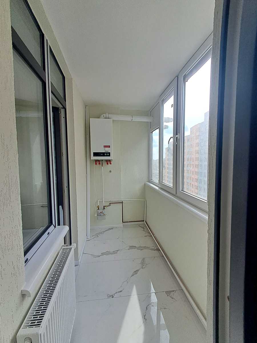 1877470869590384