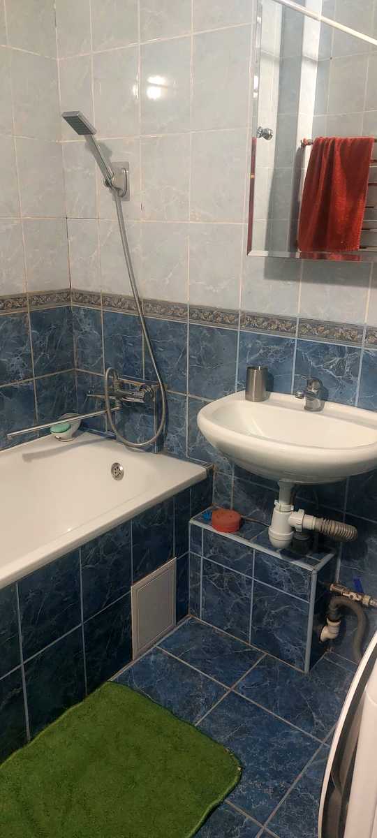 1877471534458356