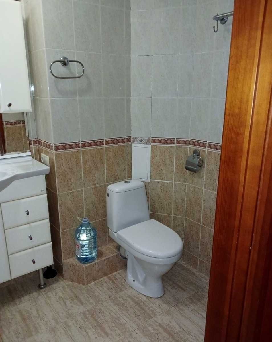 1877478555605120