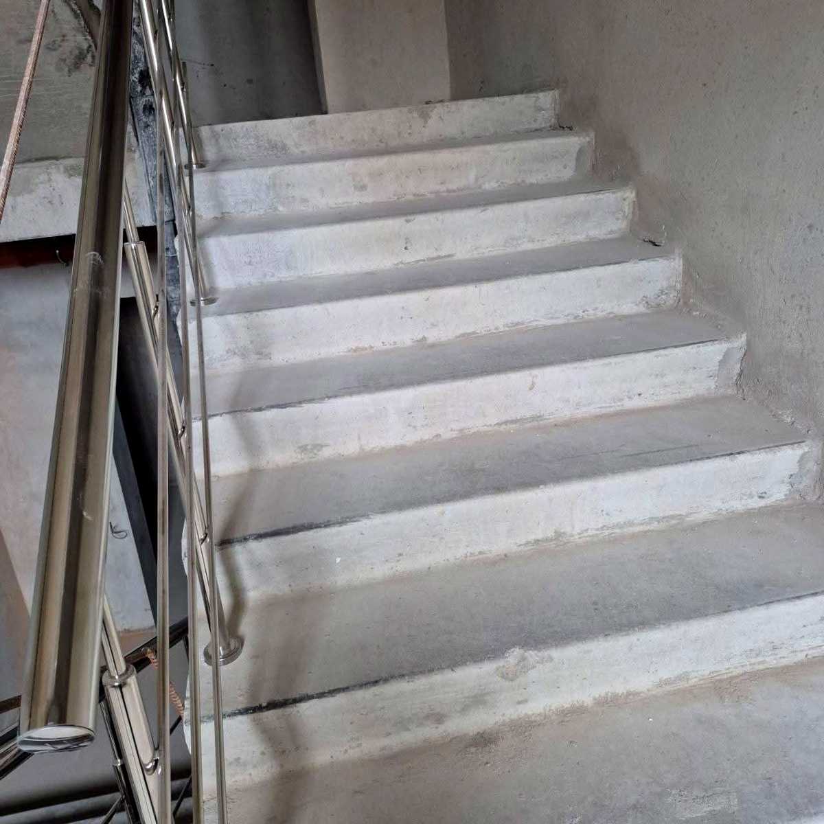 1877481832422404