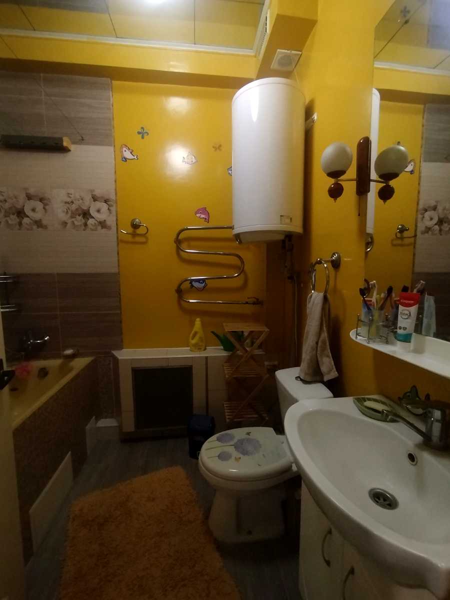 1877483286716333