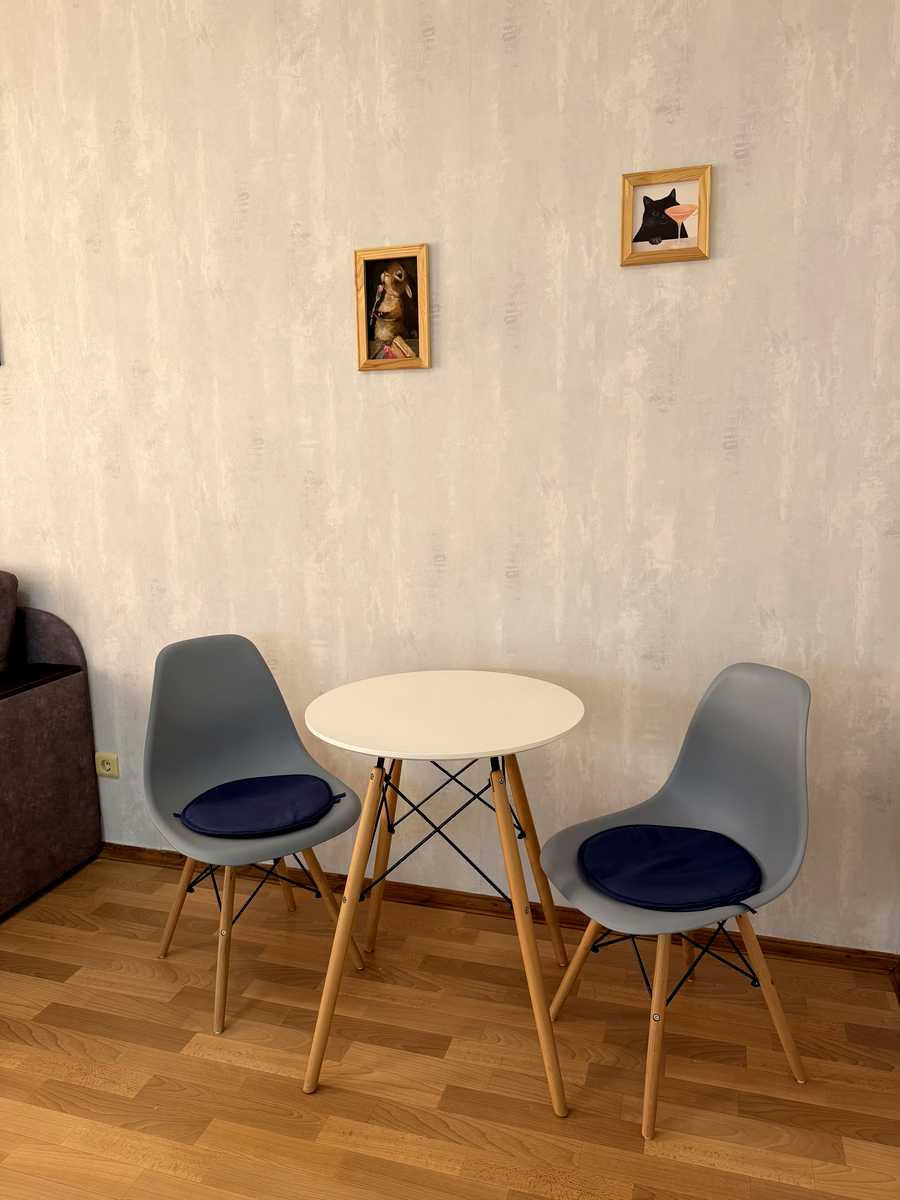 1877484422505049