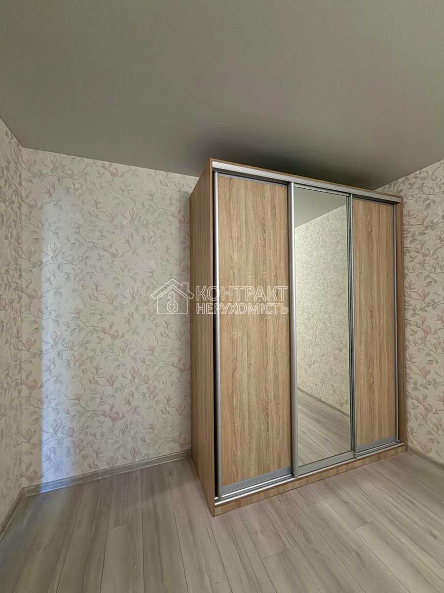 1877485374917223