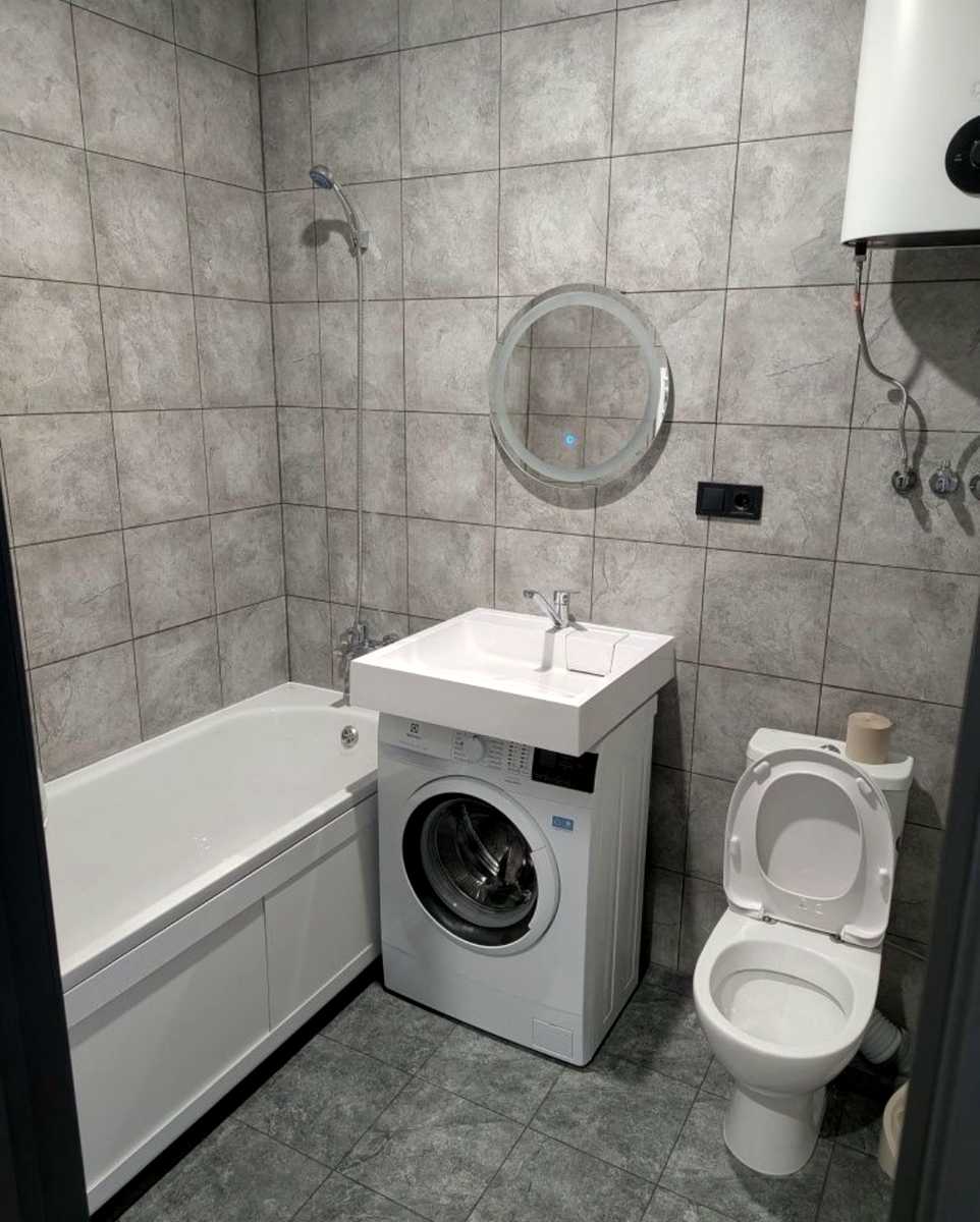 1877486447893009