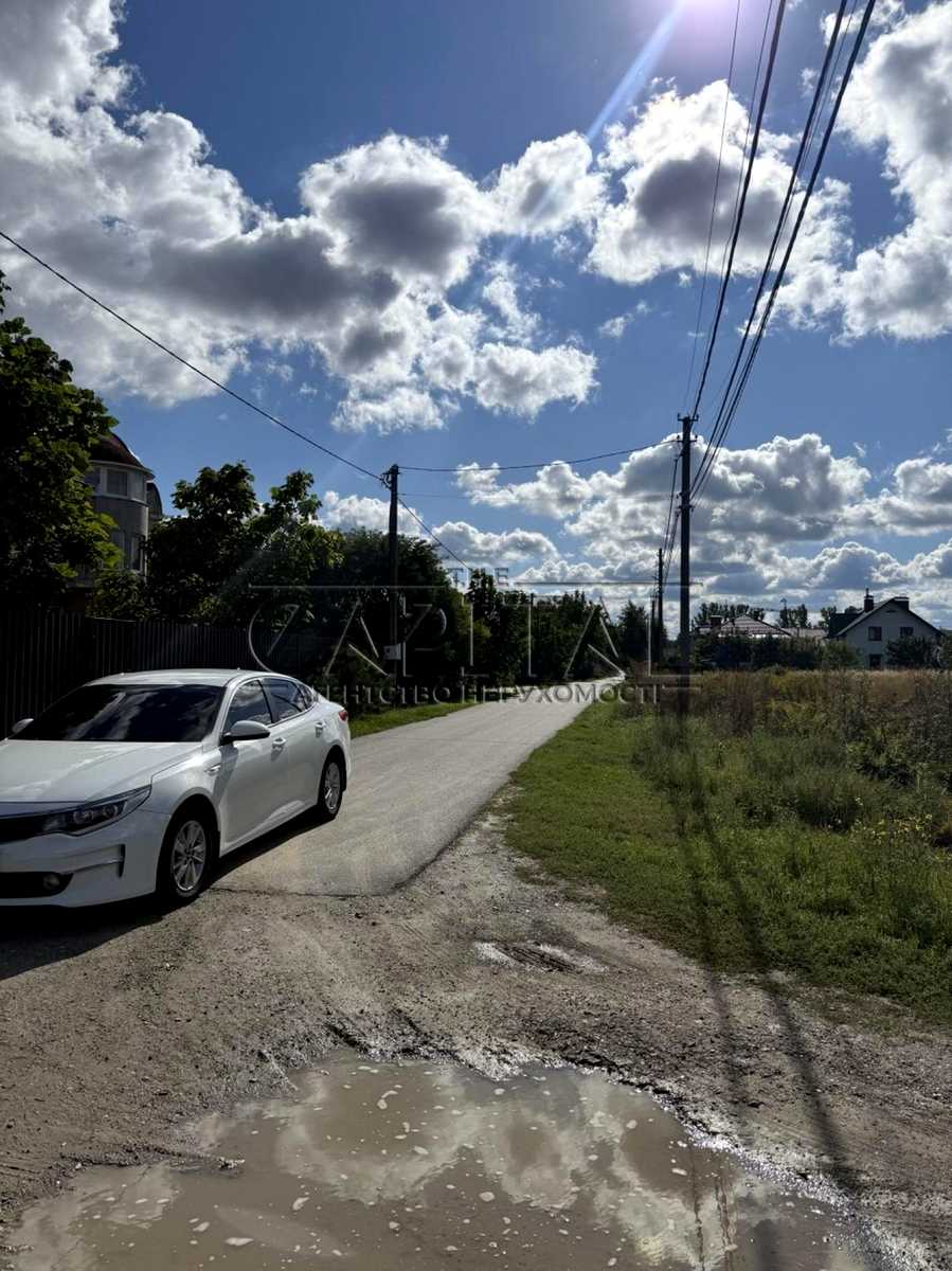 1877486810145910
