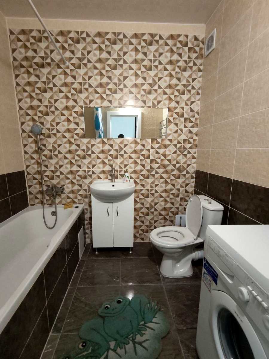 1877493982642486