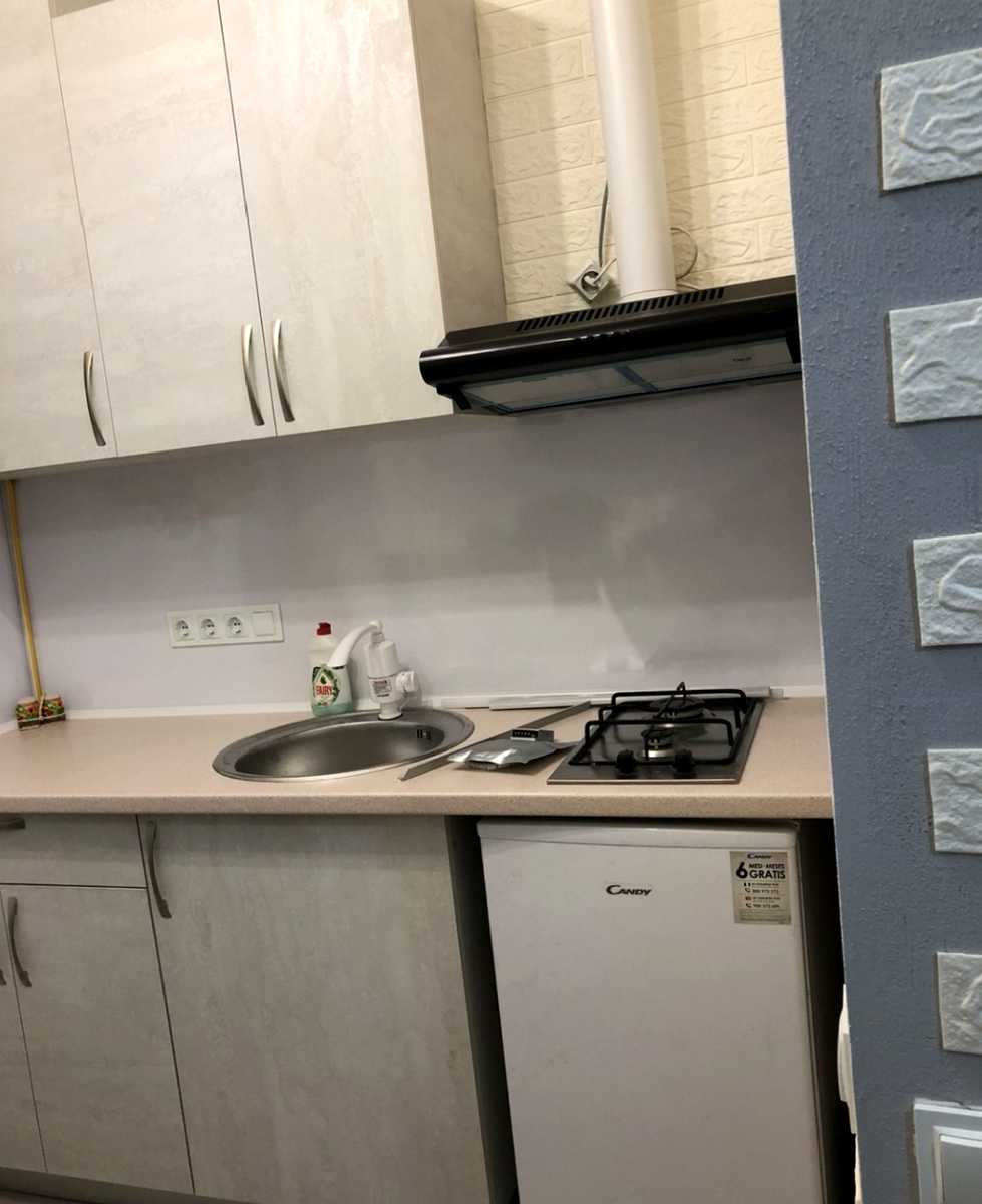 1877497158999713