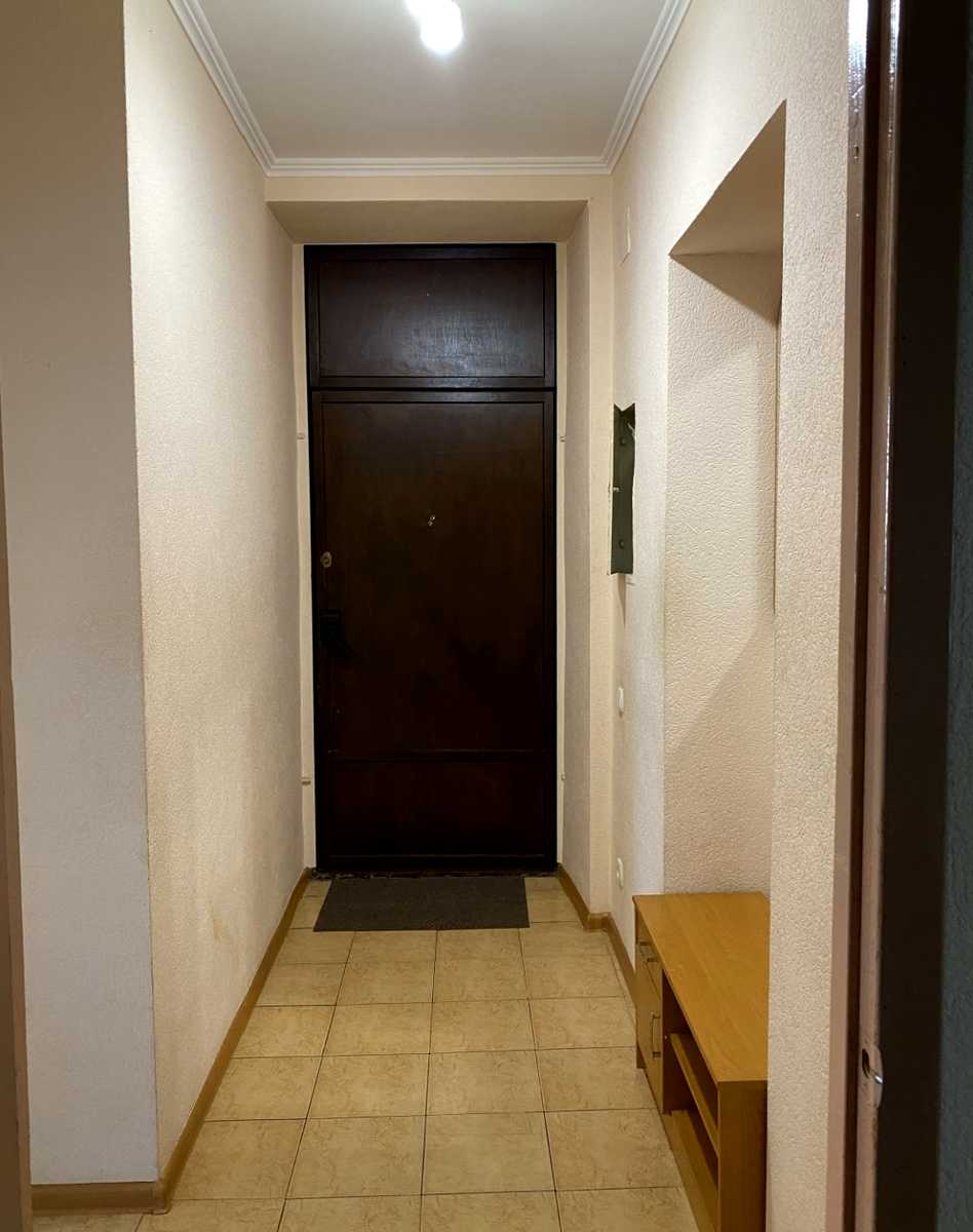 1877497598040259