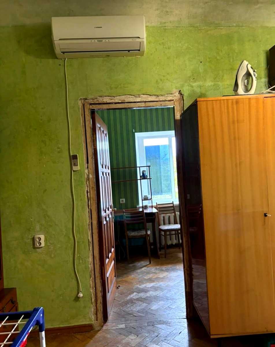 1877500771631199