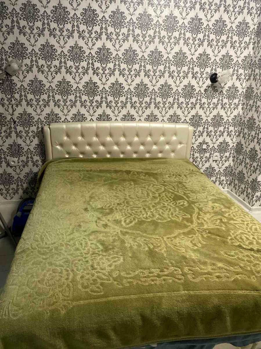 1877500859300432