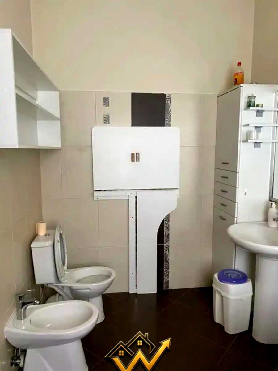 1877507642962855