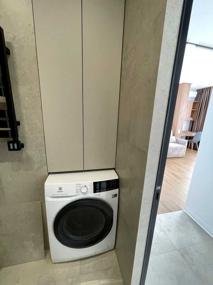 1877513480508847