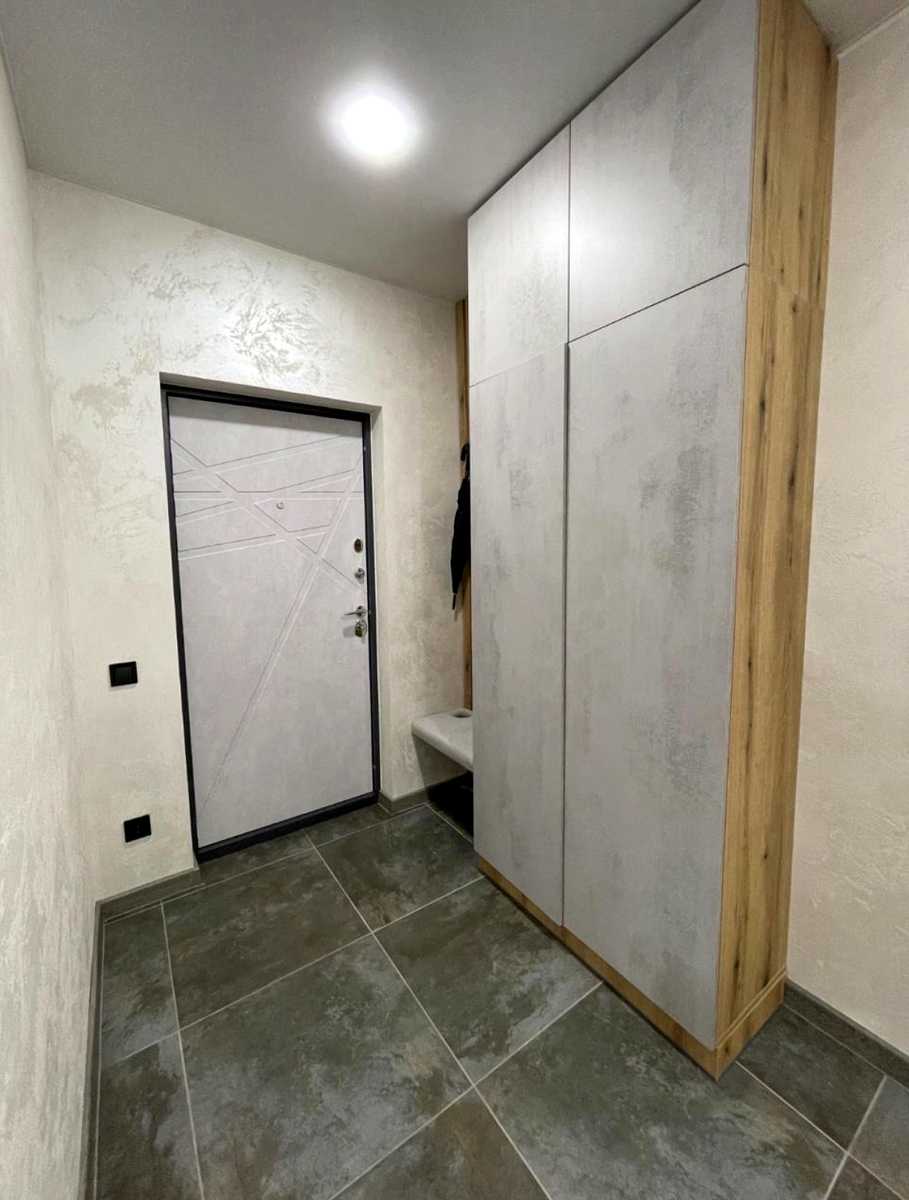 1877516155294385