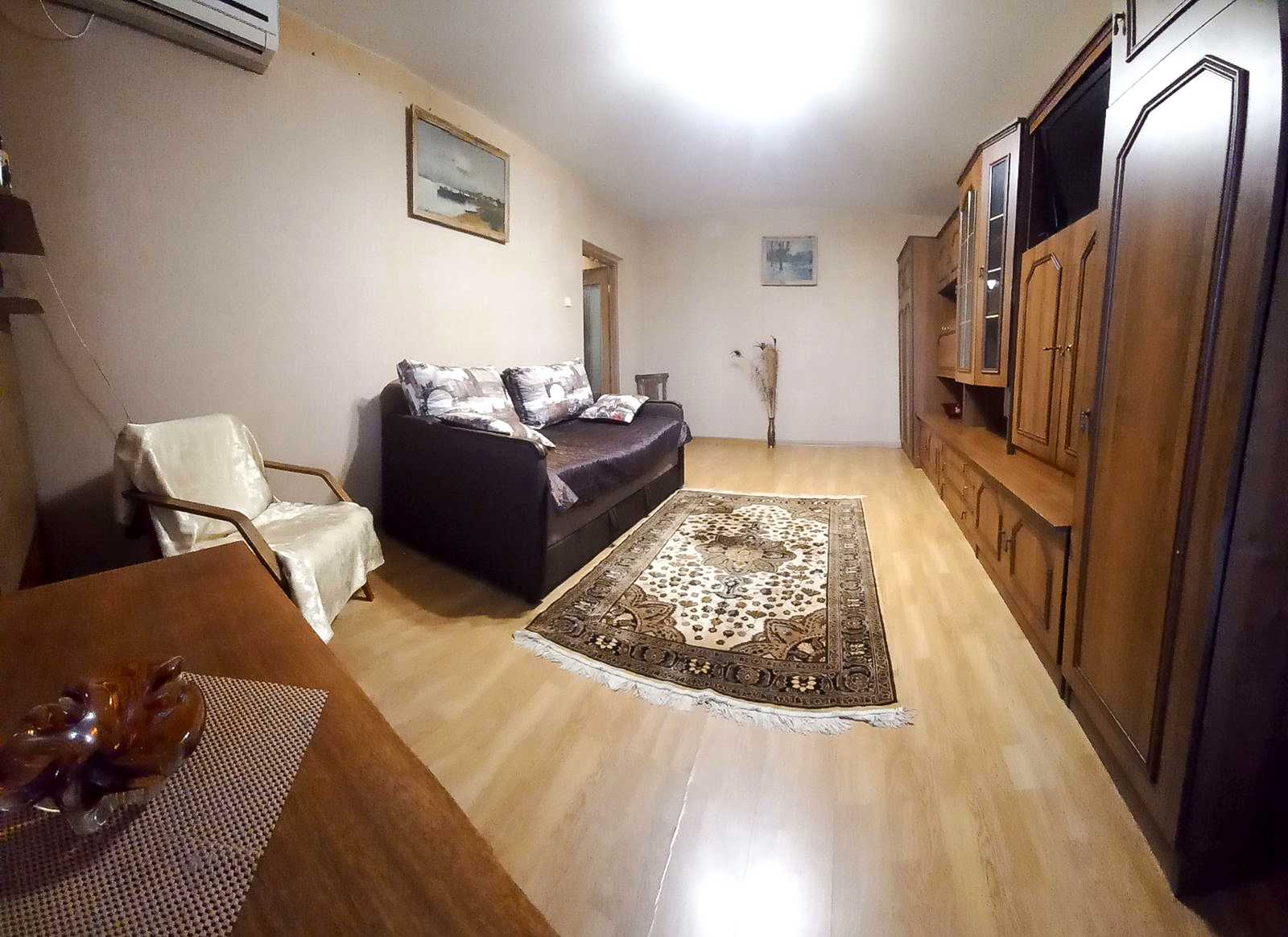 1877524975305471