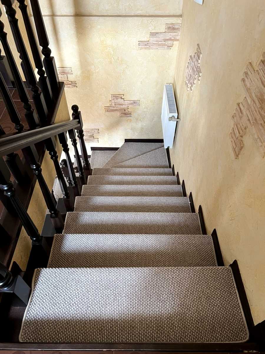 1877552375195457