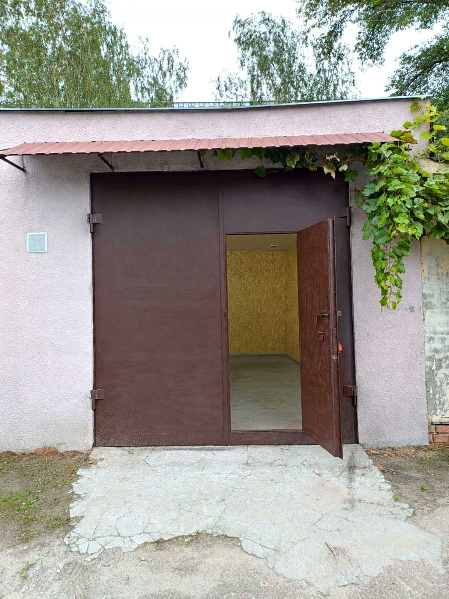 1877554594460868