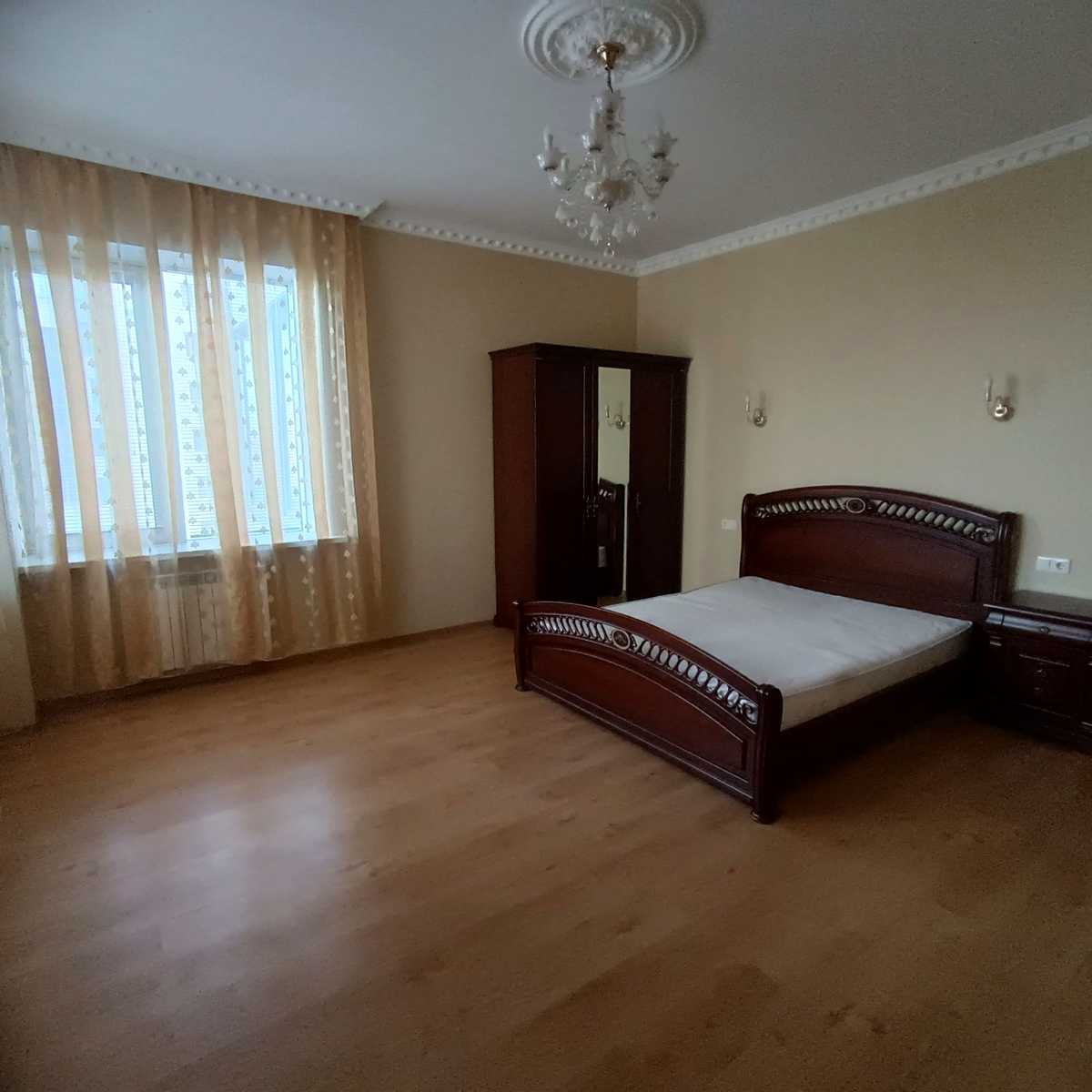 1877555541136983