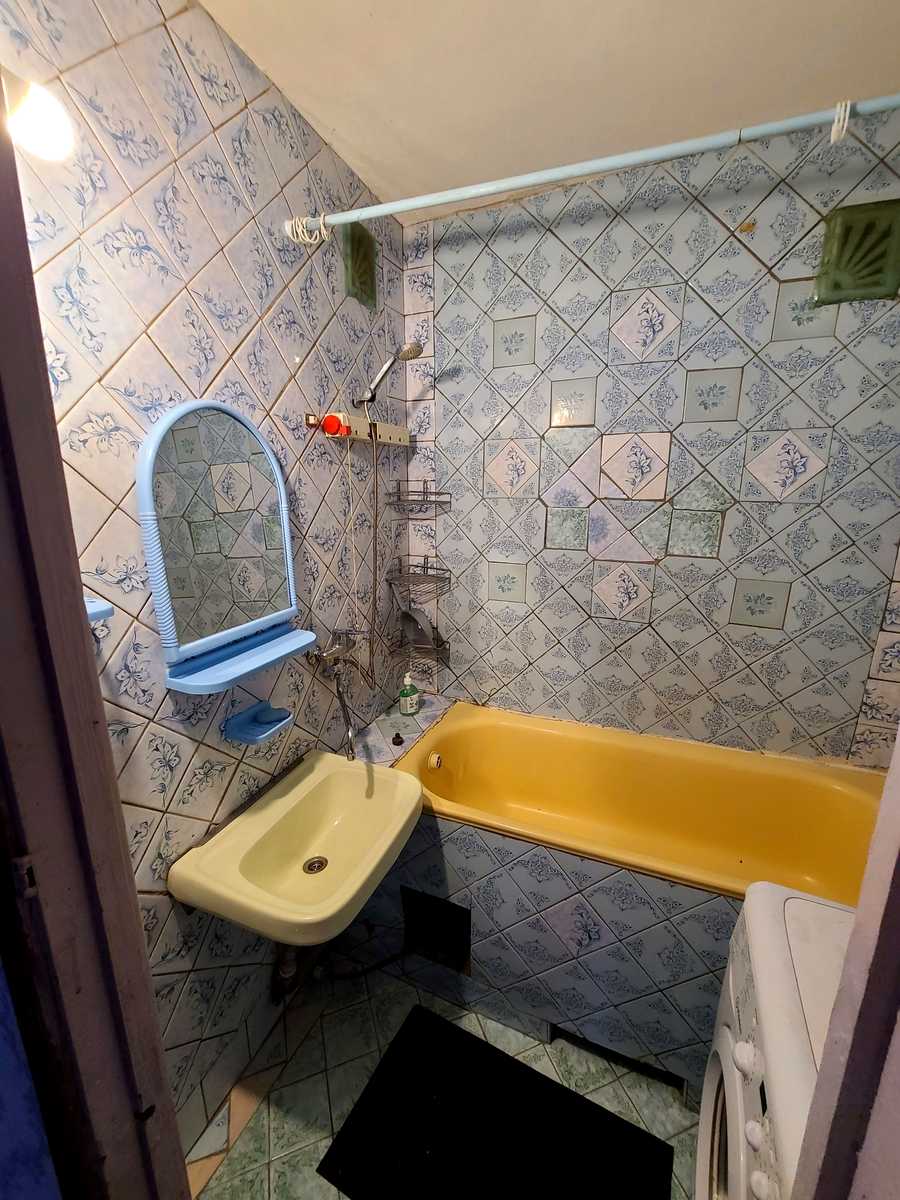1877556763267562