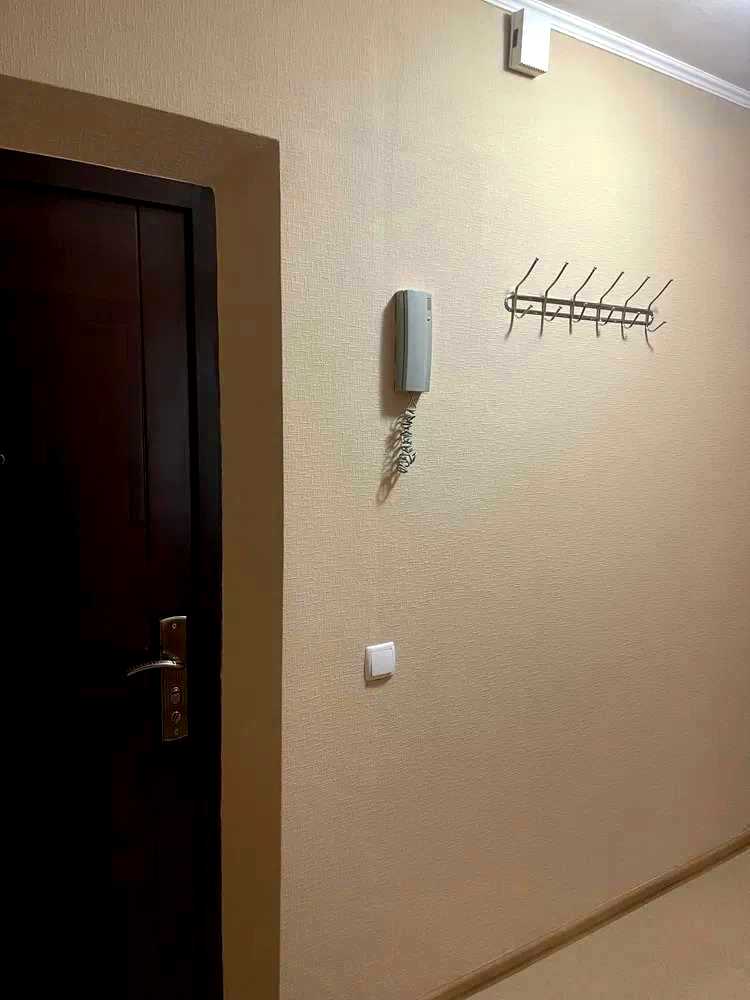 1877556958305263