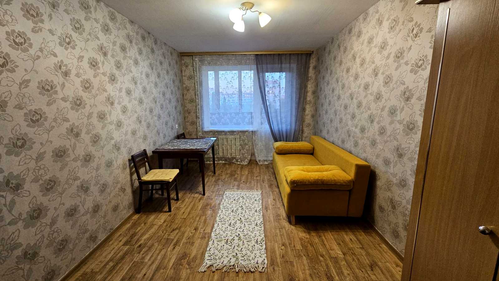 1877557616609923